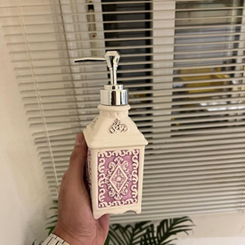 ديسبنسر صابون بورسلين