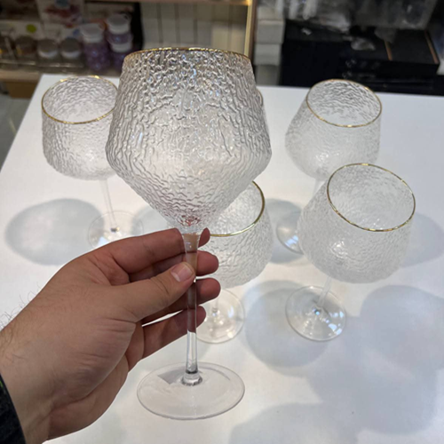 طقم كاسات بإطار دهبي 6 قطع