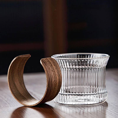 طقم استكانة بأطار خشب 6 قطع