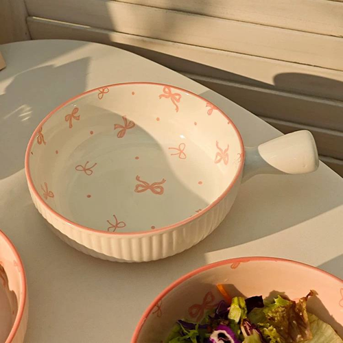 مقلاية شكل فيونكة