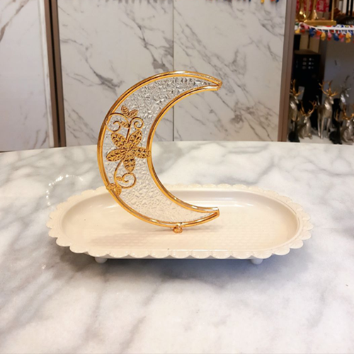 طبق تقديم هلال