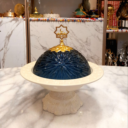 تمرية قبة بغطاء زجاج