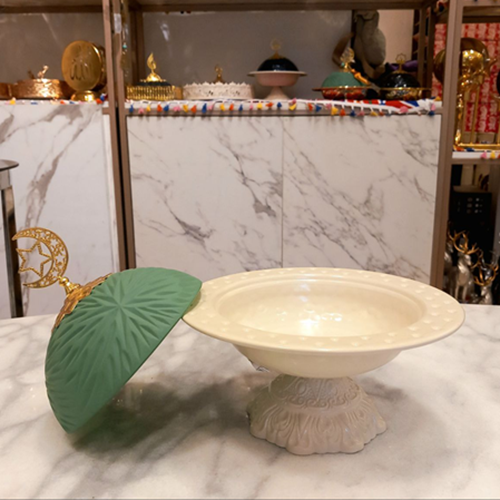 تمرية قبة بغطاء زجاج