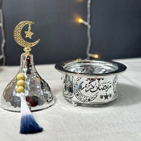 Image of تمرية فضي بالغطاء