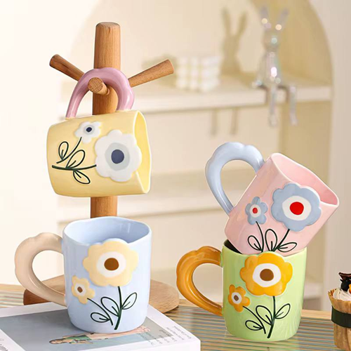 مج شكل وردة