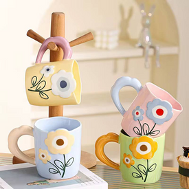 مج شكل وردة