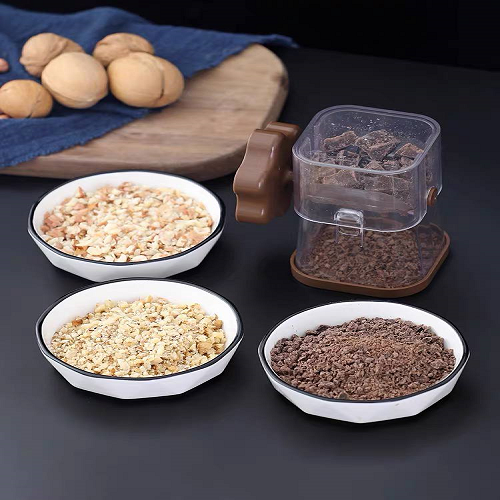 مطحنة يدوية للمكسرات