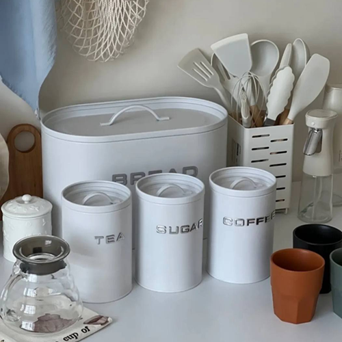 طقم عياشة + 3 برطمانات