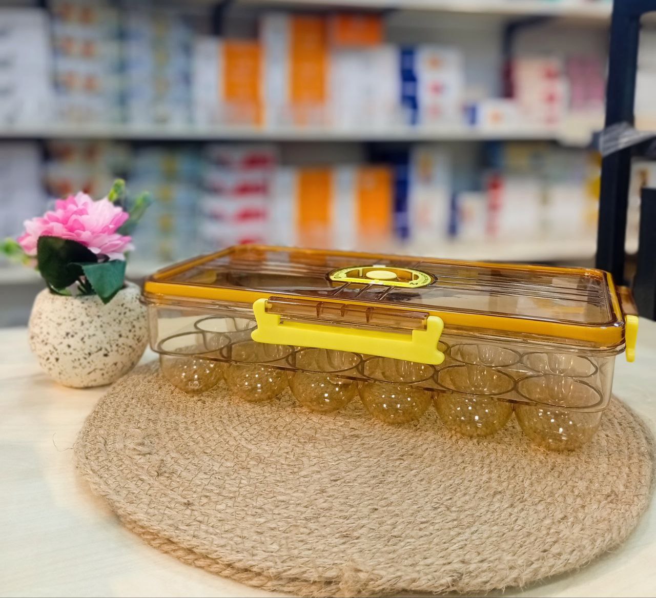 علبة حفظ البيض 18 خانة