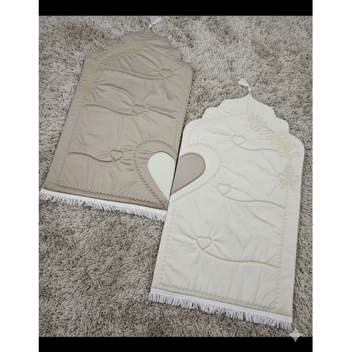 سجادة صلاة للكابلز