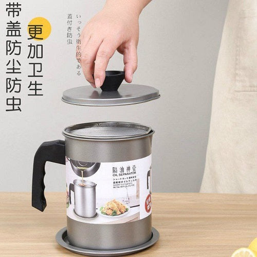 دورق ومصفاة للزيت